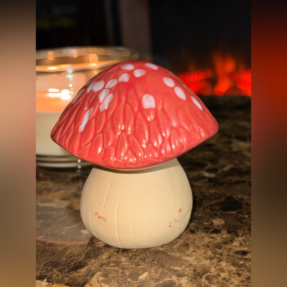 🍄 Vintage Style Red Polka Dot Ceramic Mushroom Cottagecore Decor